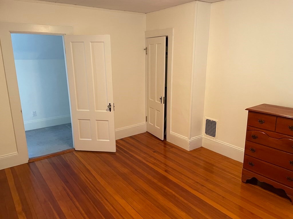 Building Photo - 24 Gold Star Rd