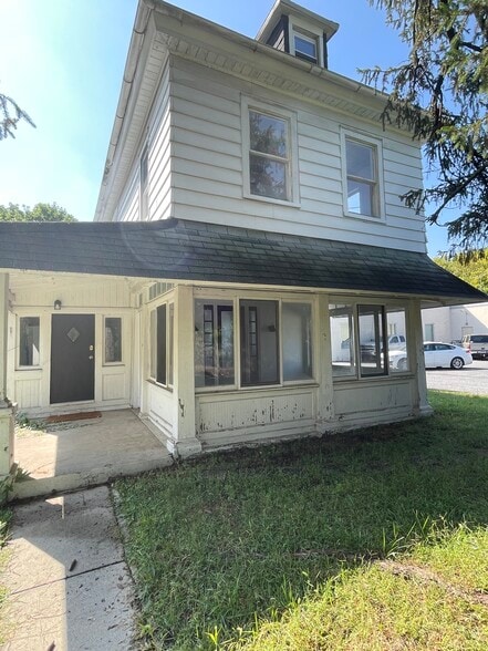 The property manager is currently in the process of painting the full exterior of the property. - 106 Water St
