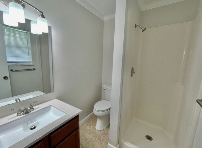 Building Photo - Large 2 bedroom/2 bath in Karna