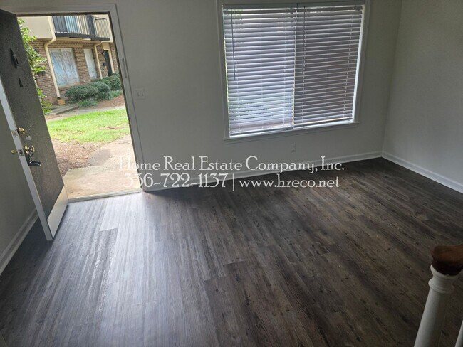 Building Photo - 1441 Brookwood Dr