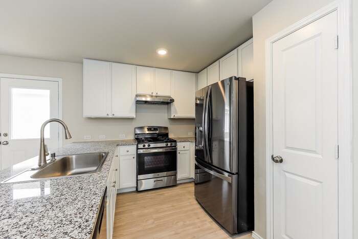 Building Photo - 7918 Serro Medina