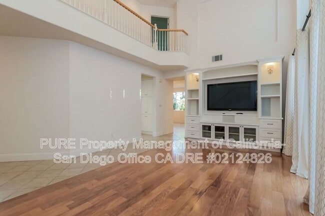 Building Photo - 5568 Foxtail Loop