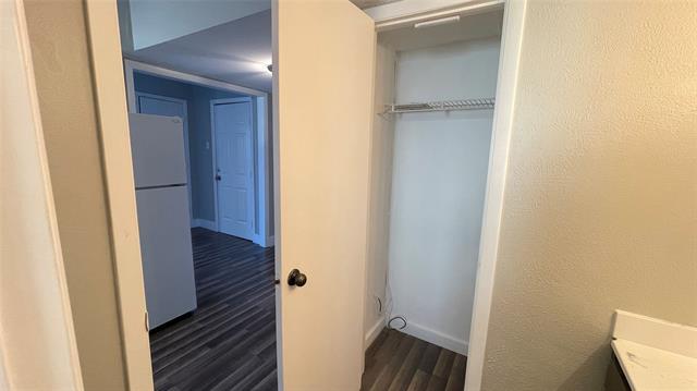 Building Photo - 5837 Velasco Ave