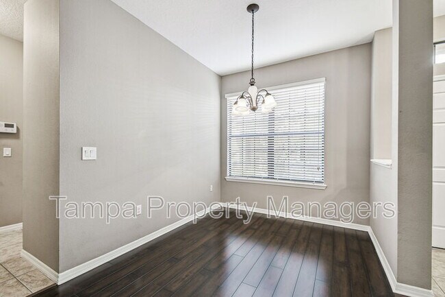 Building Photo - 5704 Kingletsound