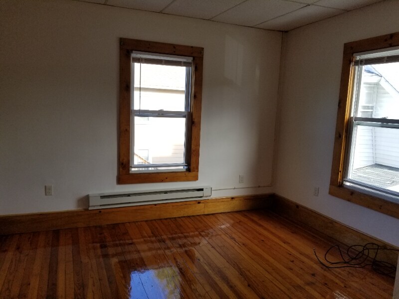 Building Photo - 349 Hampden St