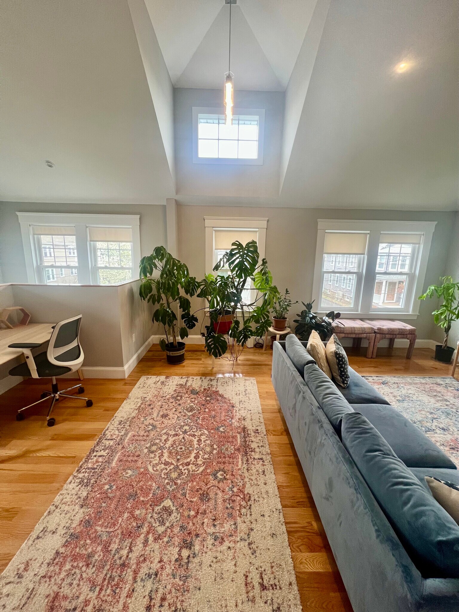 Living Room - 32 Brimmer St