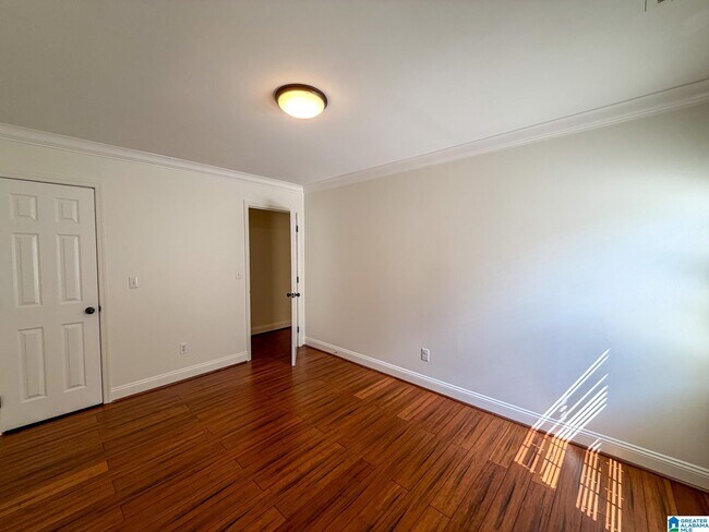 Building Photo - 649 Olde Towne Ln
