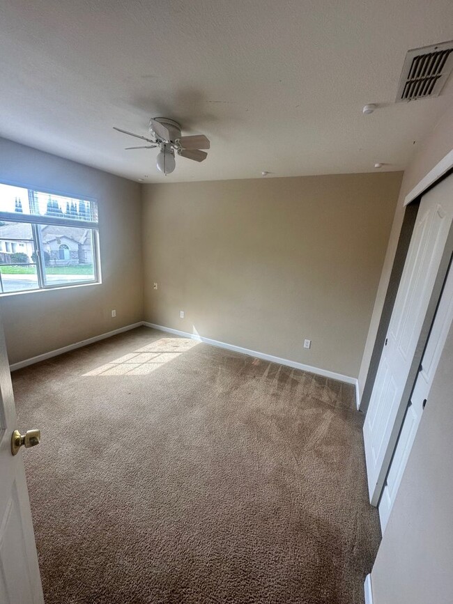 Building Photo - Need A Spacious  Home In Weston Ranch?