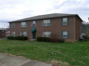 Building Photo - 1600 Alexandria Dr