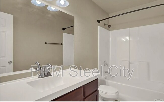 Building Photo - 2004 Mirror Ct