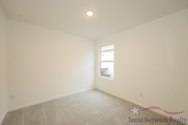 Building Photo - 8523 Logan Sapphire