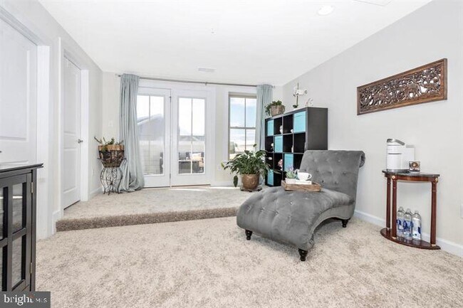 Building Photo - 9112 Kenway Ln