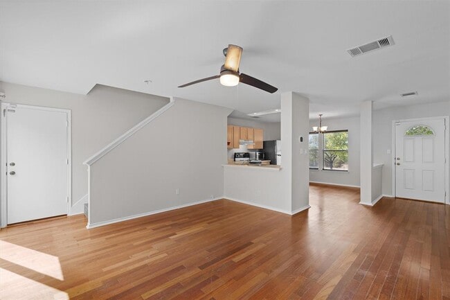 Building Photo - 1512 Curameng Cove