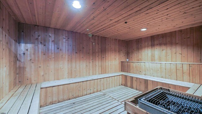Building Photo - 3851 Boardwalk-1405-1405