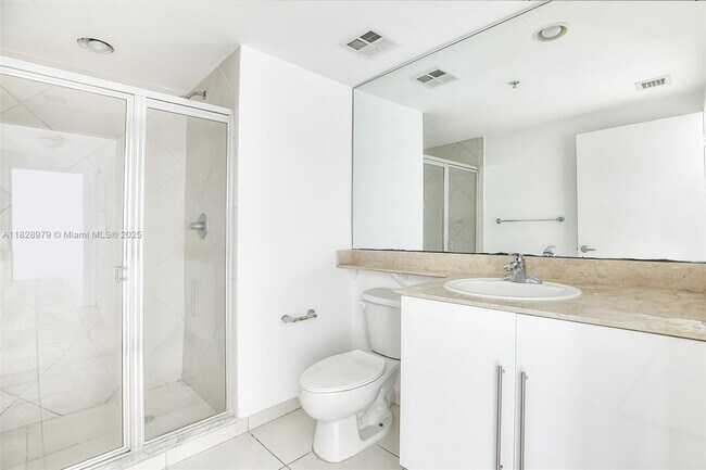 Building Photo - 335 S Biscayne Blvd