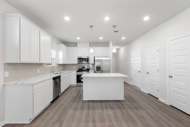 Building Photo - 27219 Mockingbird Ter Ln