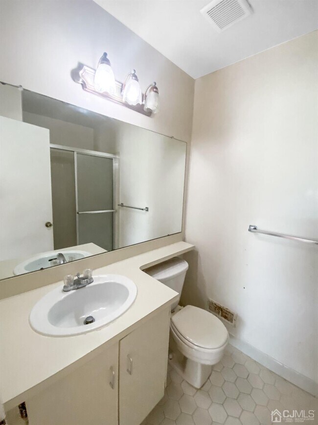 Building Photo - 269 Bromley Pl
