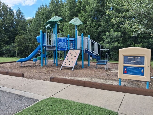 Building Photo - 4301 Saltmarsh Ln