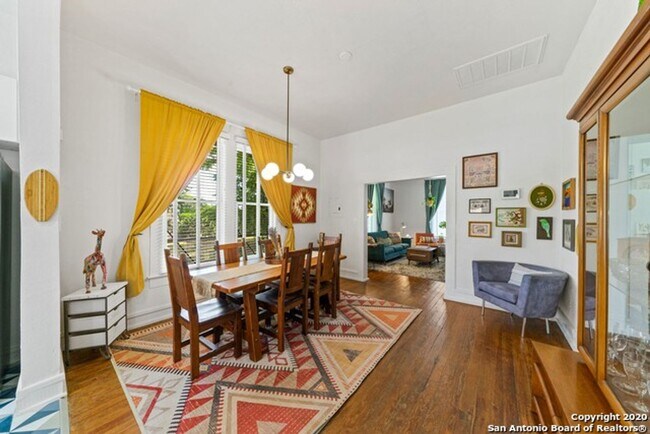 Building Photo - Fully Restored 2BR Classic Near Downtown Dignowity Hill