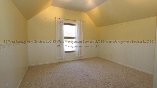 Building Photo - 259 Leyden Ave SW