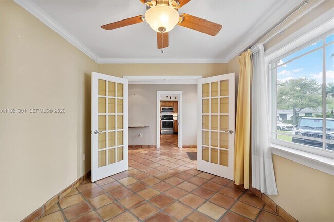 Building Photo - 300 187th St