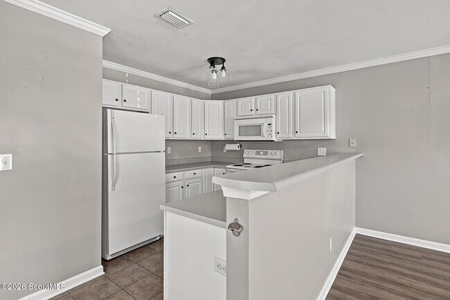 Building Photo - 413 Palmetto St