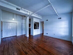 Building Photo - 247 N Shippen St