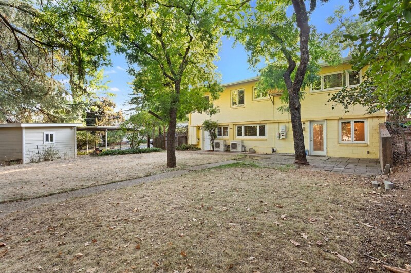 Building Photo - 3145 Sheridan St