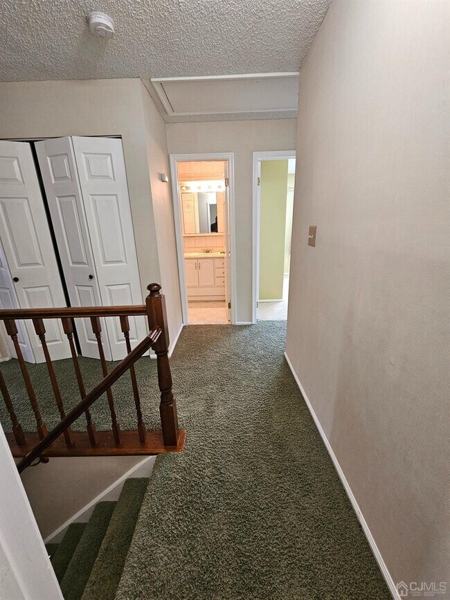 Building Photo - 62 Rice Run