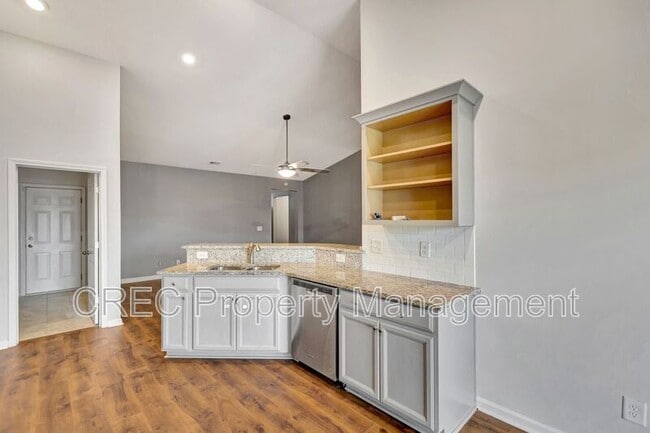 Building Photo - 268 Witch Hazel St