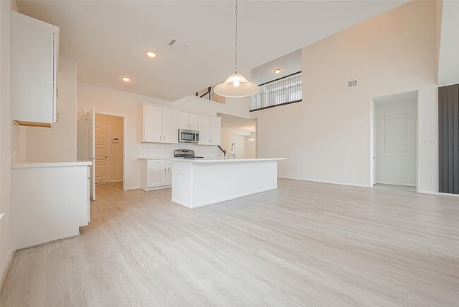 Building Photo - 3111 Trishelle Ct