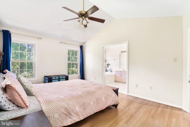 Building Photo - 9821 Tiffany Hill Ct