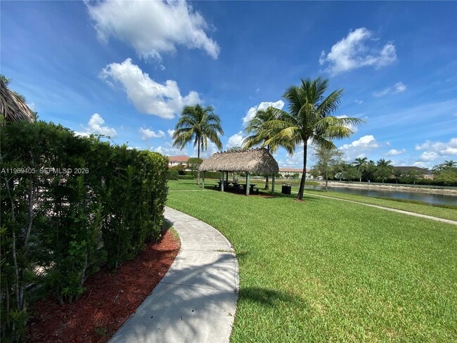 Building Photo - 1978 SE 23rd Terrace