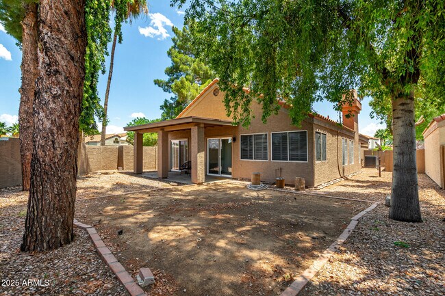 Building Photo - 11860 N 40th Way