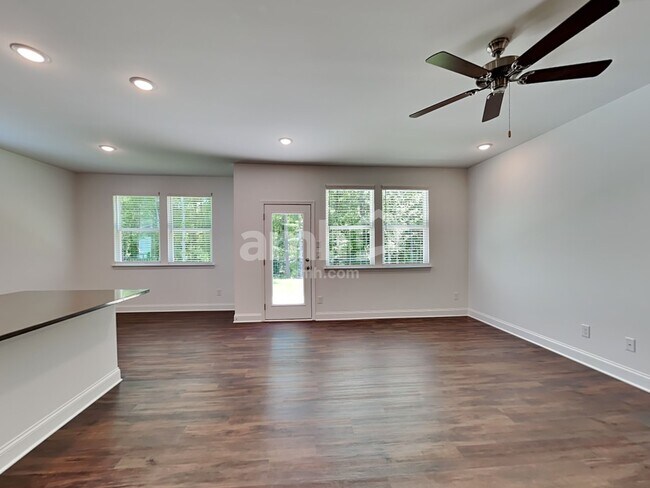 Building Photo - 5017 Pebble Bridge Wy