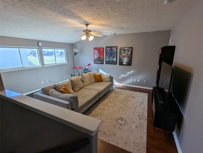 Building Photo - 24807 Blane Dr