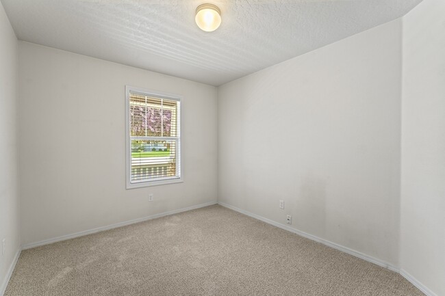 Building Photo - 3589 N Chatterton Way