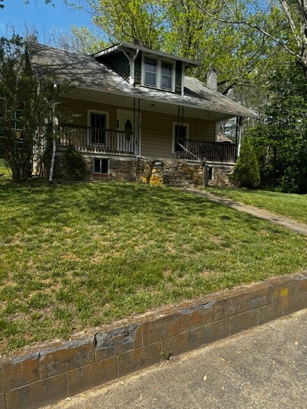 Primary Photo - 3119 Stamey Cove Rd