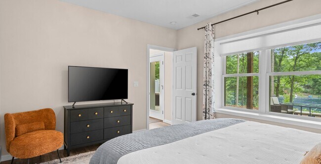 Building Photo - May & June Furnished Extended Stay Rental