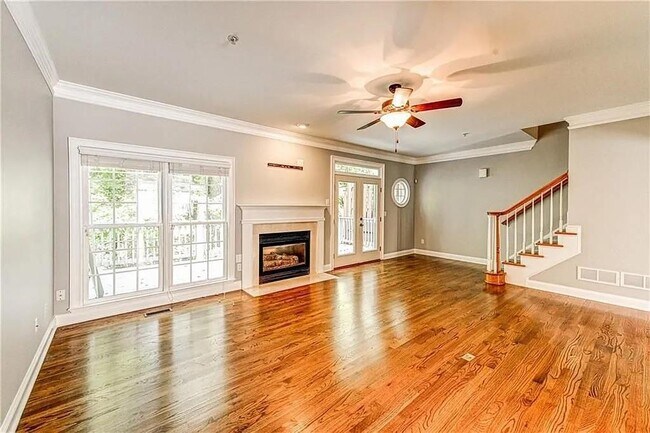 Building Photo - 12105 Stonebrook Cv