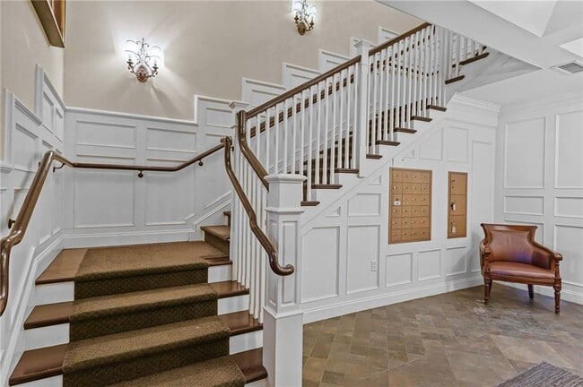 Building Photo - 109 Vistas Ct