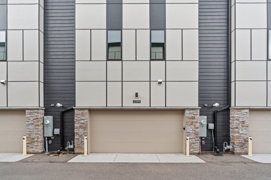 Building Photo - 6359 16th Ave S