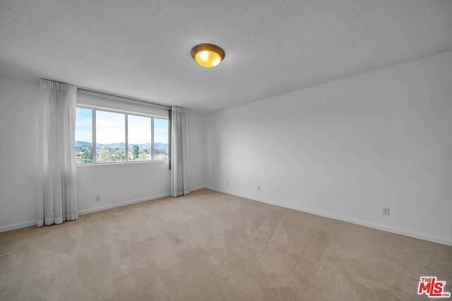 Building Photo - 10717 Wilshire Blvd