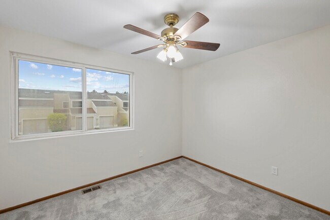 Building Photo - 6947 Gayle Lyn Ln
