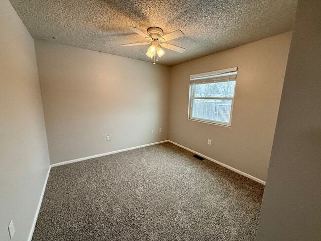 Building Photo - 3-Bedroom Home Near Horsetooth Reservoir with 2-Car Garage