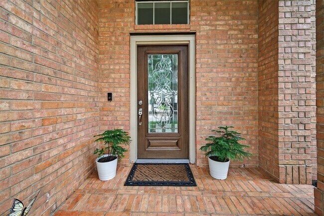 Building Photo - 7203 Thornmeadow Ln