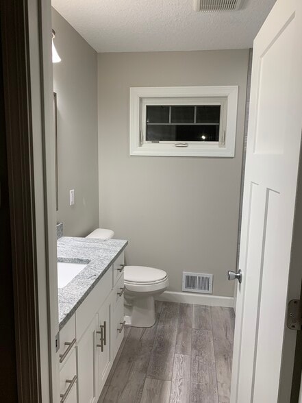Main Floor Bathroom - 3100 W 55th St