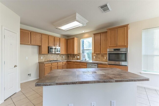 Building Photo - 3313 Pebble Beach Ln