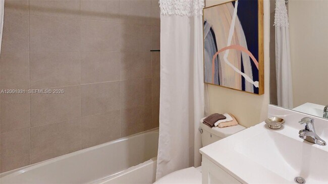 Building Photo - 2695 SE 19th St