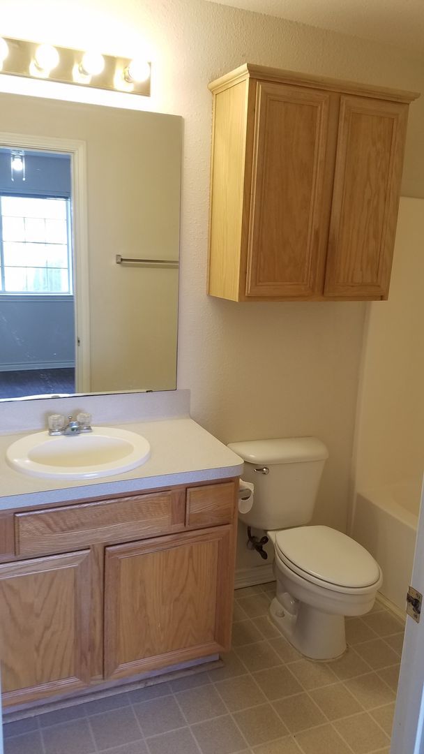 Building Photo - 2300-2302 Pronghorn Lane